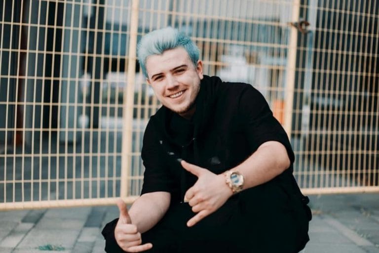 Semih Varol Kimdir?