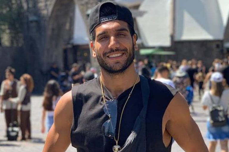 Yalçın Akdoğan Kimdir?