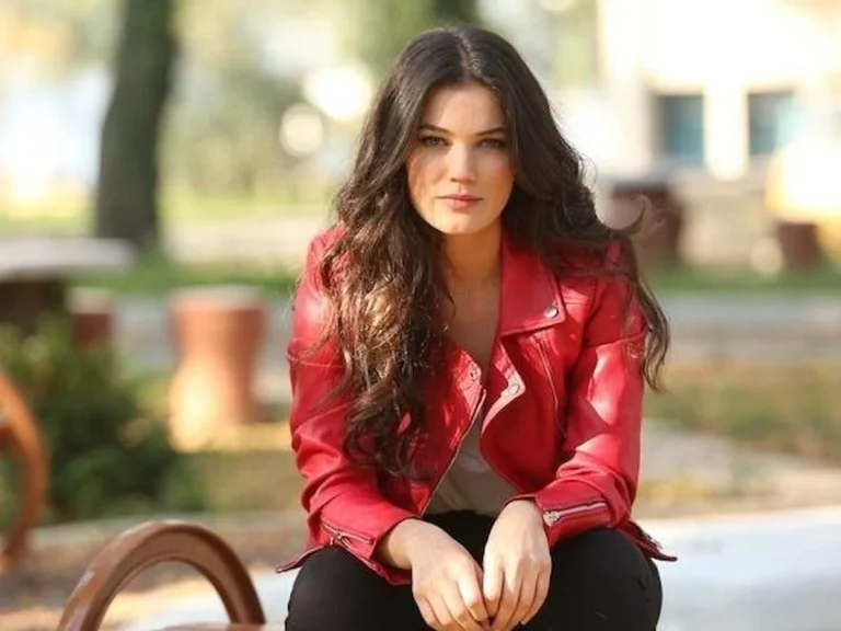 Pınar Deniz Kimdir Kaç Yaşında